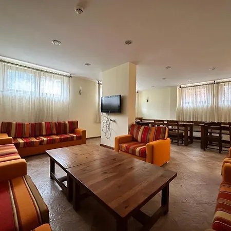 Appartamento St Ivan Rilski & Pool Getaway