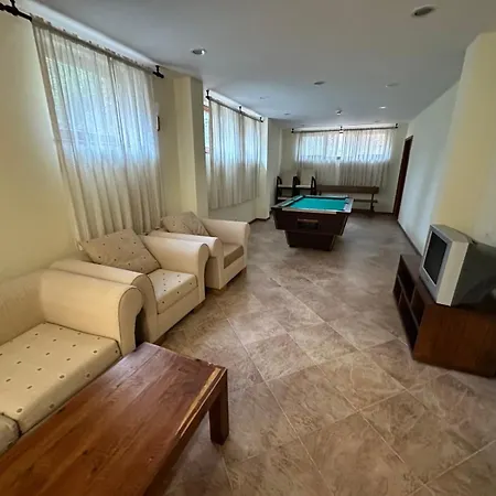 Διαμέρισμα St Ivan Rilski & Pool Getaway *