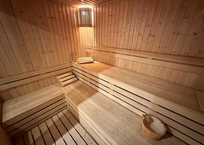 St Ivan Rilski & Pool Getaway 班斯科